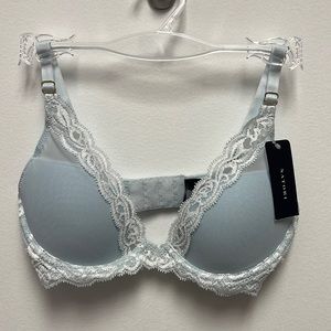 Natori original plunge bra "Feathers" in baby blue/ white 32B